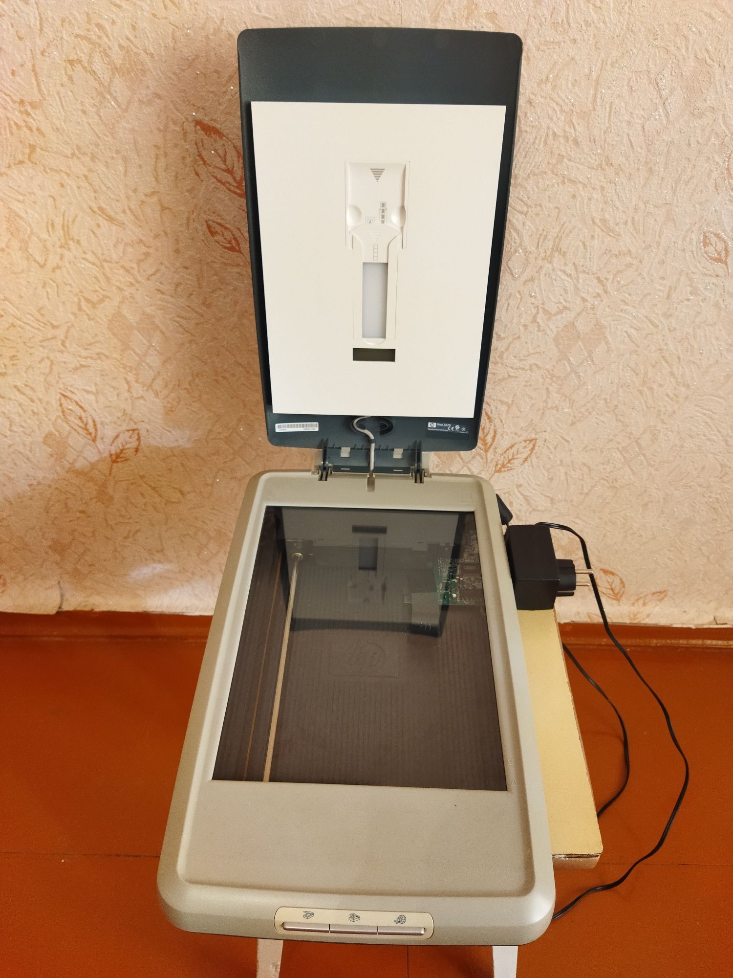 Сканер Hewlett Packard scanjet 3670