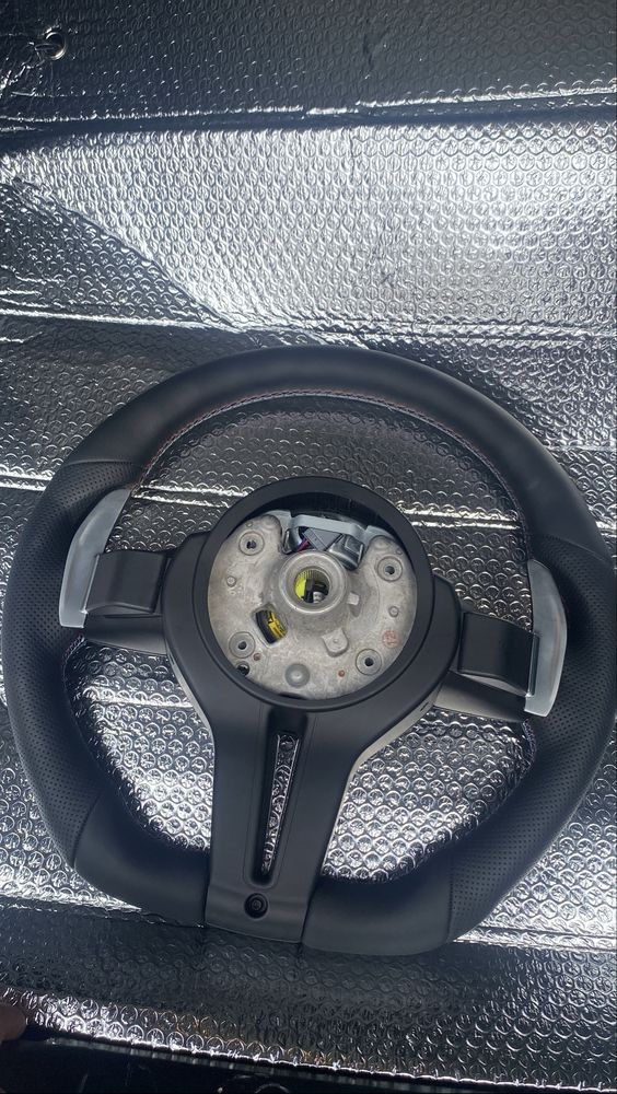 В продаже M руль на F30