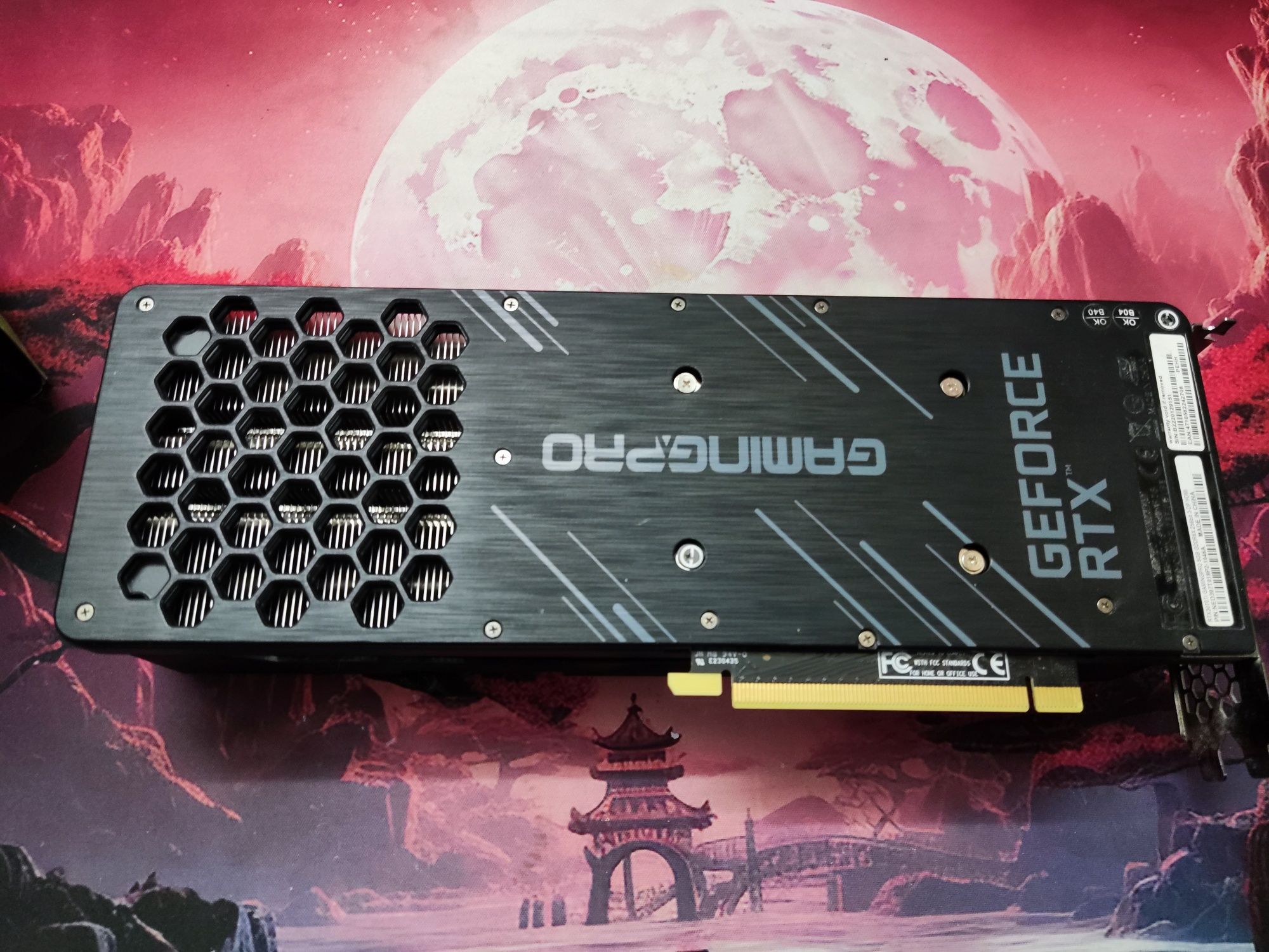 Игровая видеокарта Geforce RTX 3070 Ti
