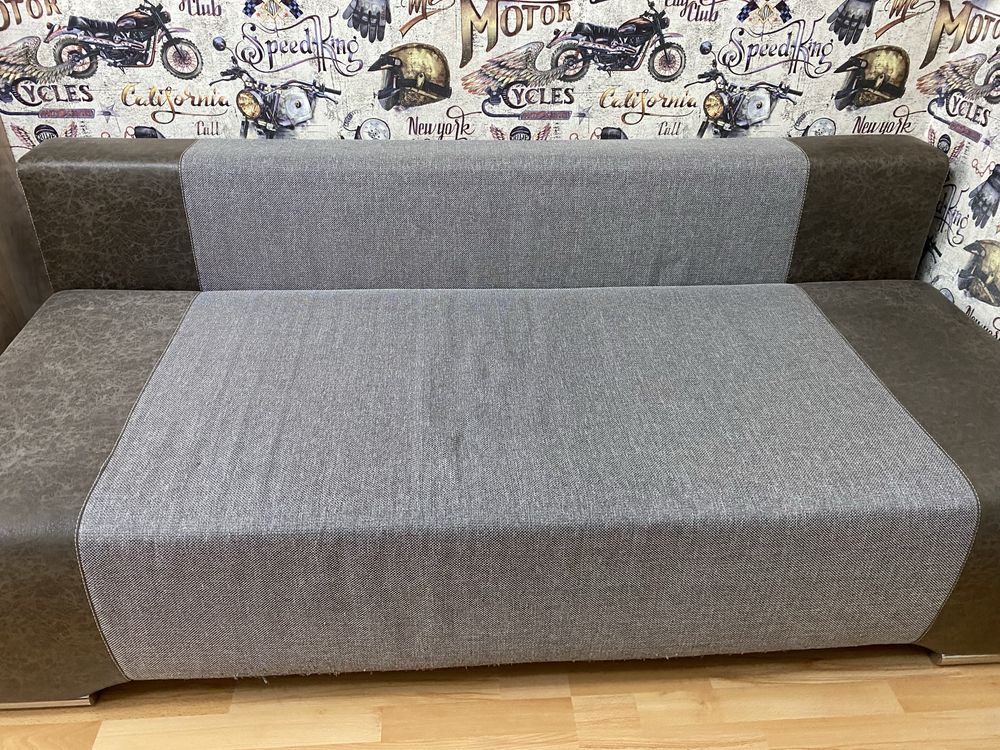 Продам диван  б/у раскладной