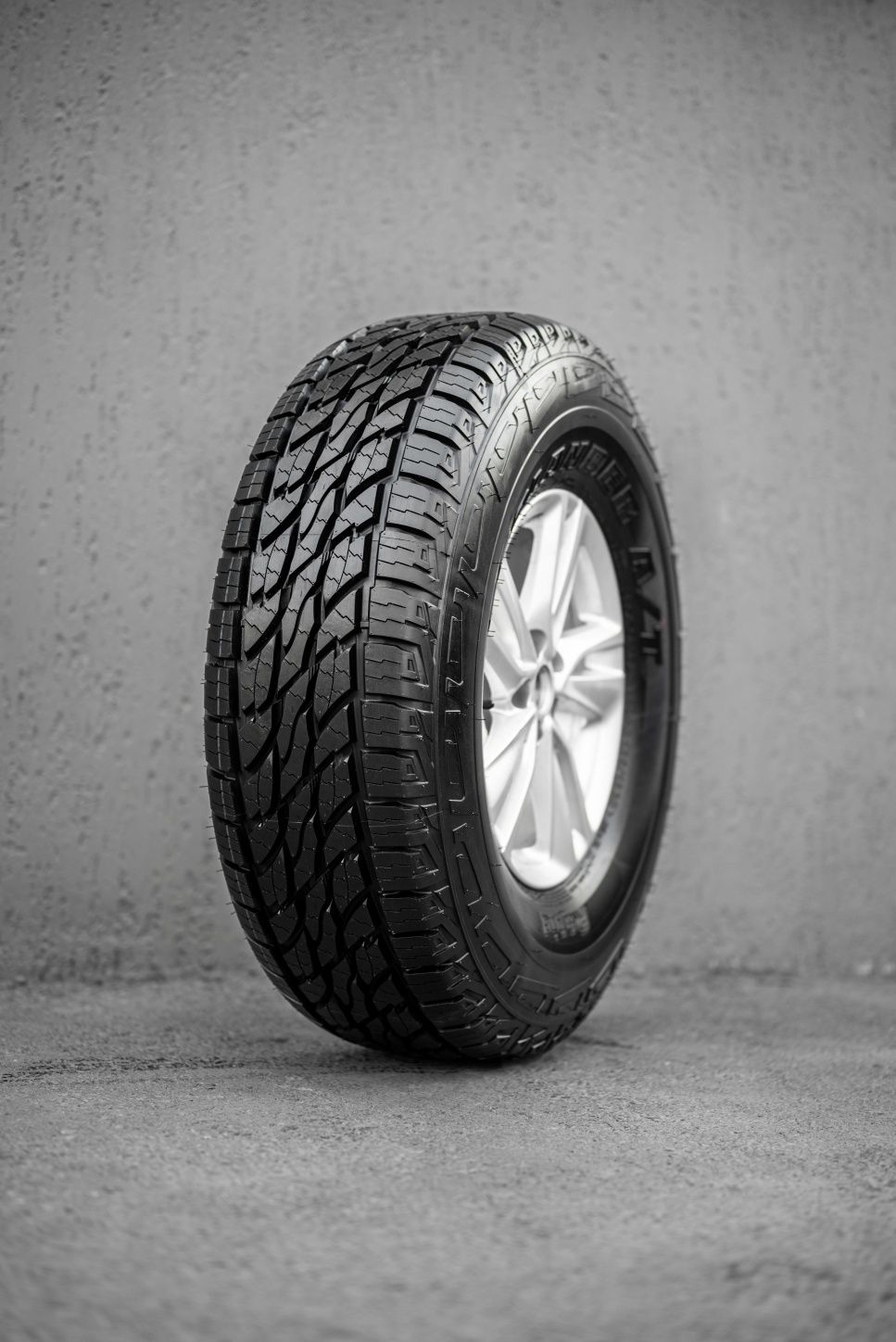 RAPID 245/75R17 LT ECOLANDER 121/118S