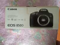 Продам зеркальный фотоаппарат Canon