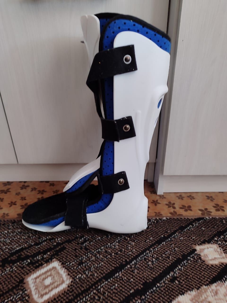 Продам ортез б/у