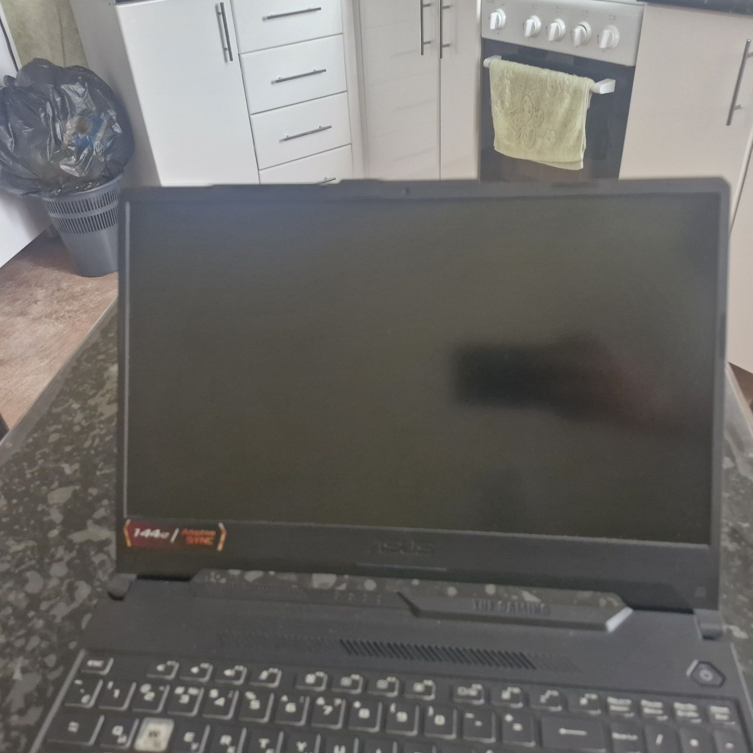 Asus tuf gaming f15 FX506HM