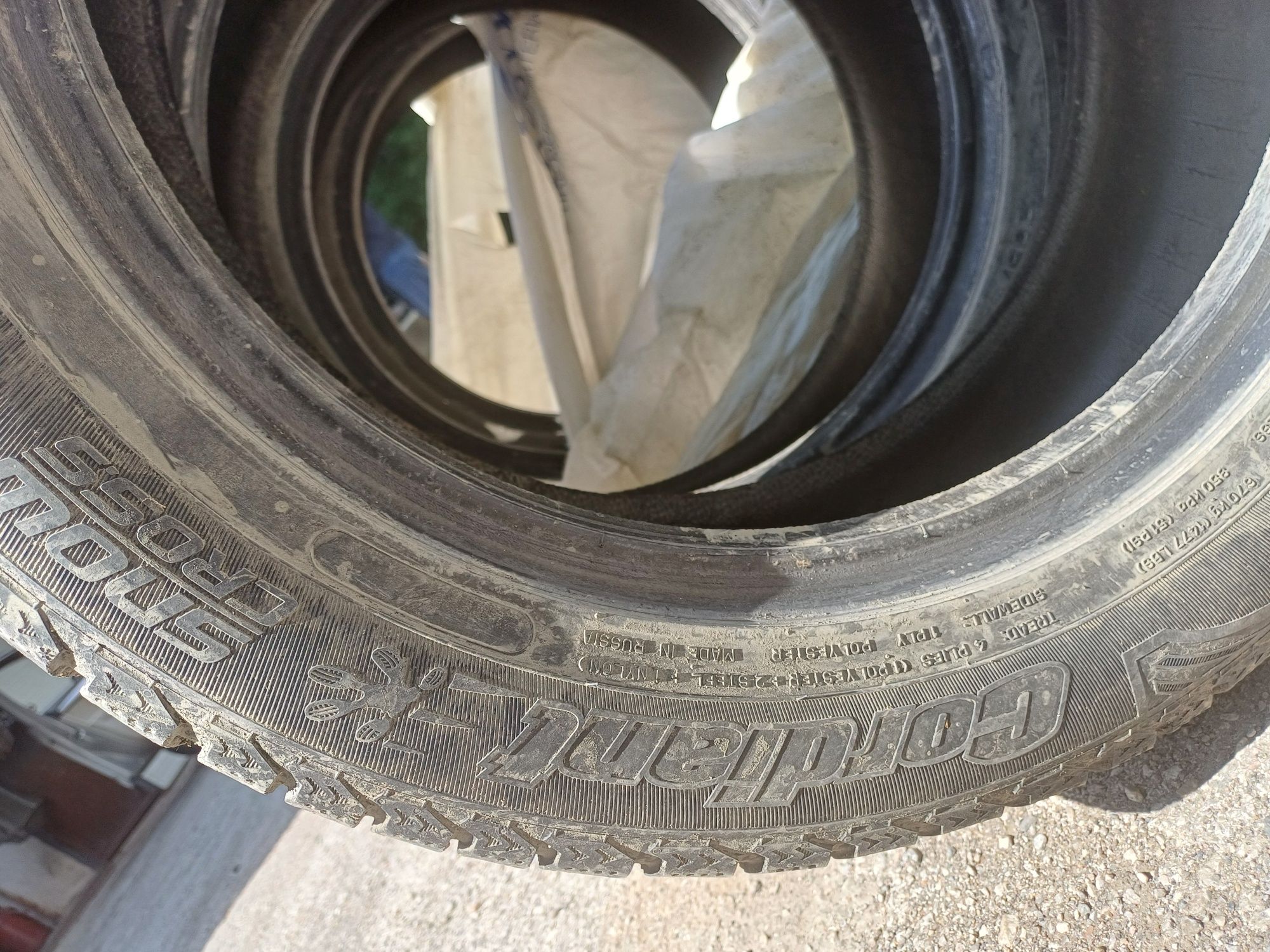 Продам шины на легковой автомобиль. Стояли на Шкода Октавия
