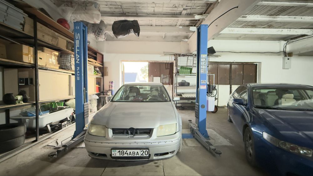 Сдается в аренду гараж под СТО 115кв/м 300.000 в месяц