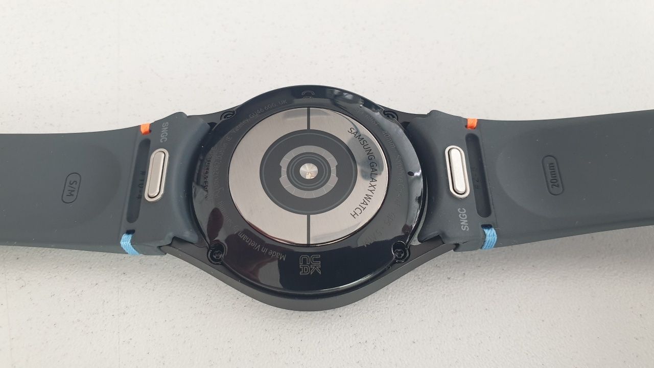 Новые смарт часы sumsung galaxy watch fe
