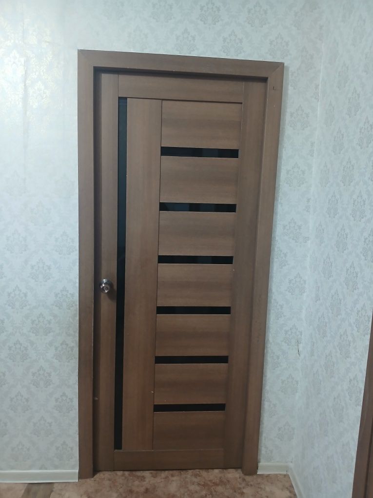 Продаётся двери все  месте 50000