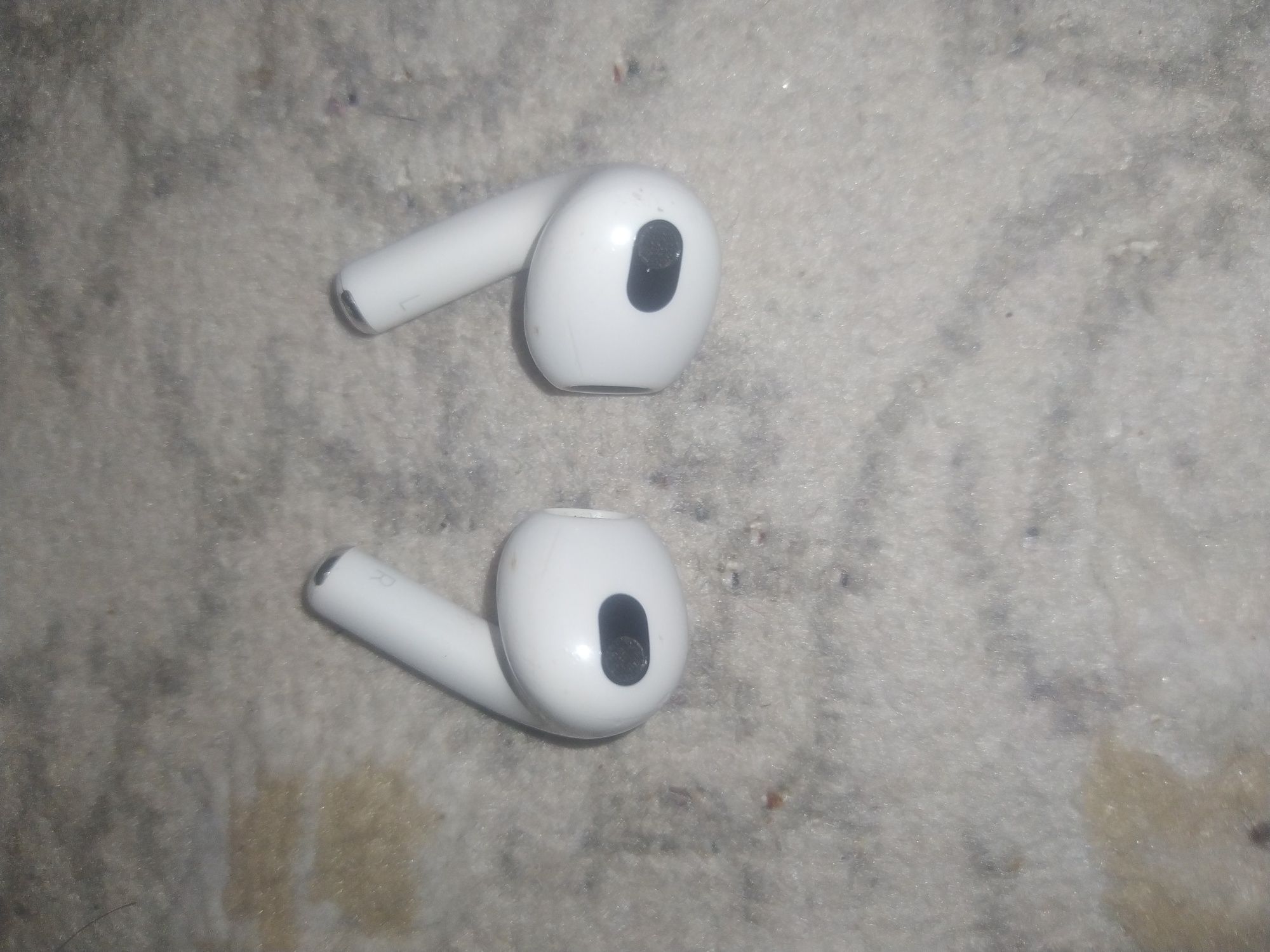 Продам. Airpods 3