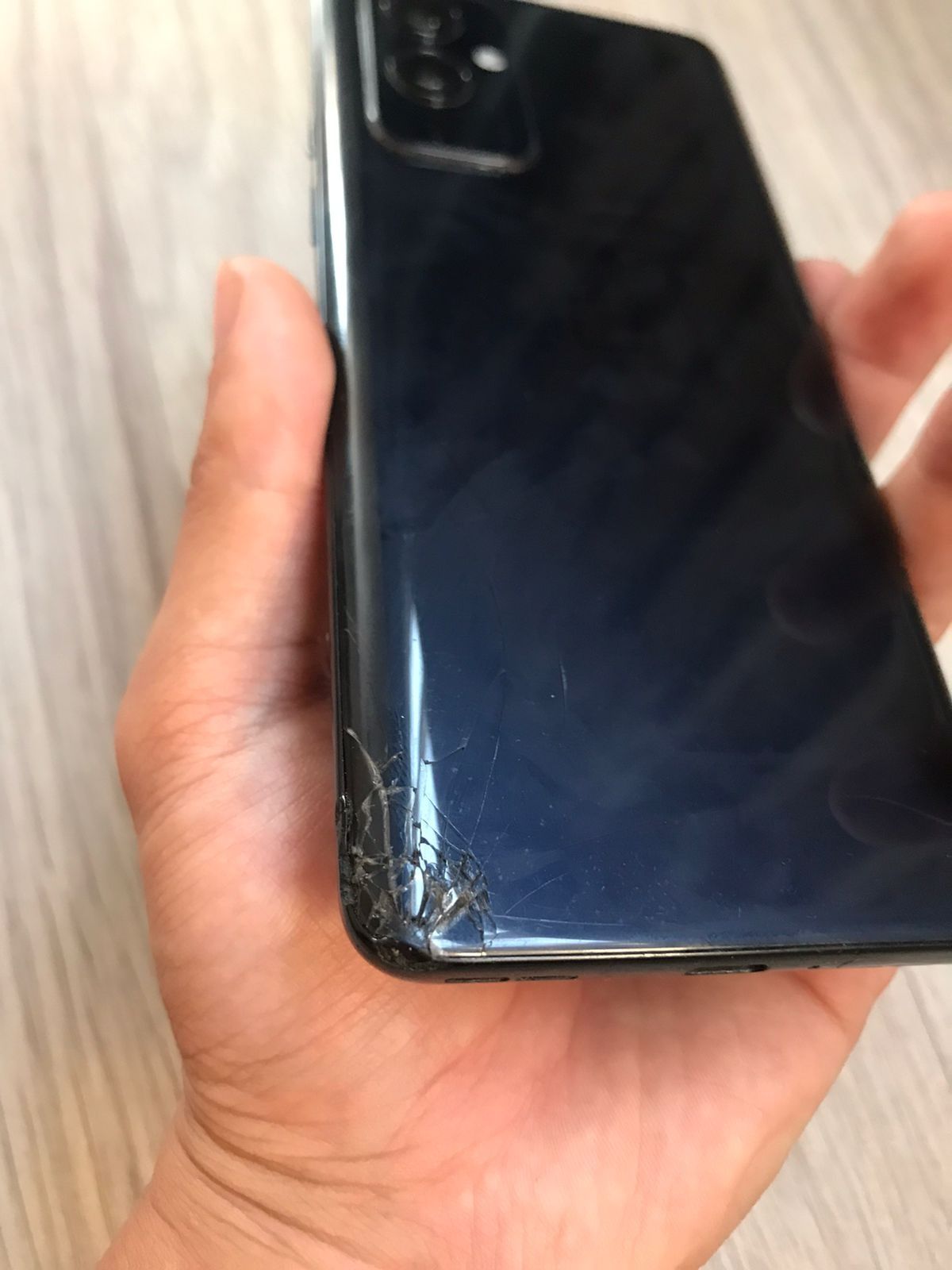 Обменяю свои OnePlus 9 5g