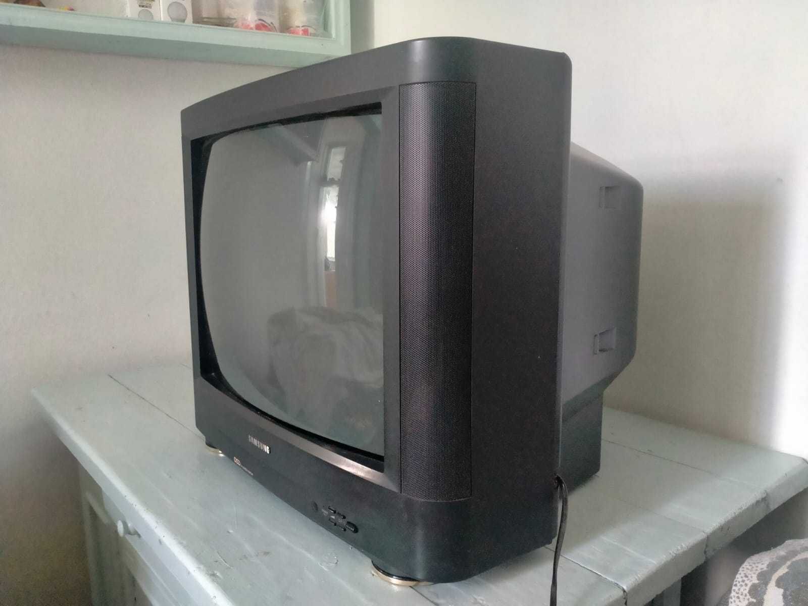Продам телевизор Samsung