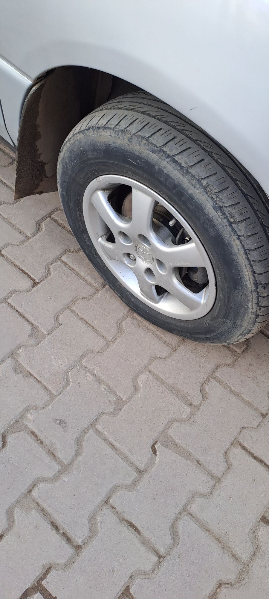 Диски R14 с шинами на тайота