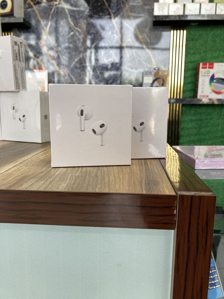 1+1 AirPods 5000тг люкс качество гарантия есть !!!