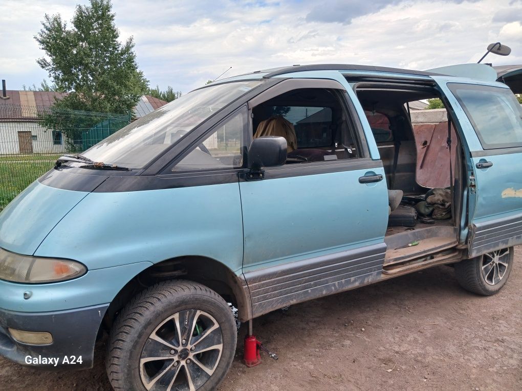 Продам срочно автомобиль