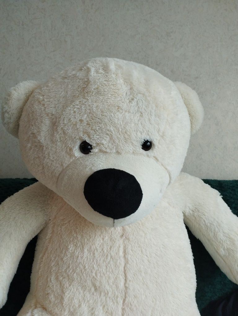 Мягкая игрушка мишка. Большой. Продам.