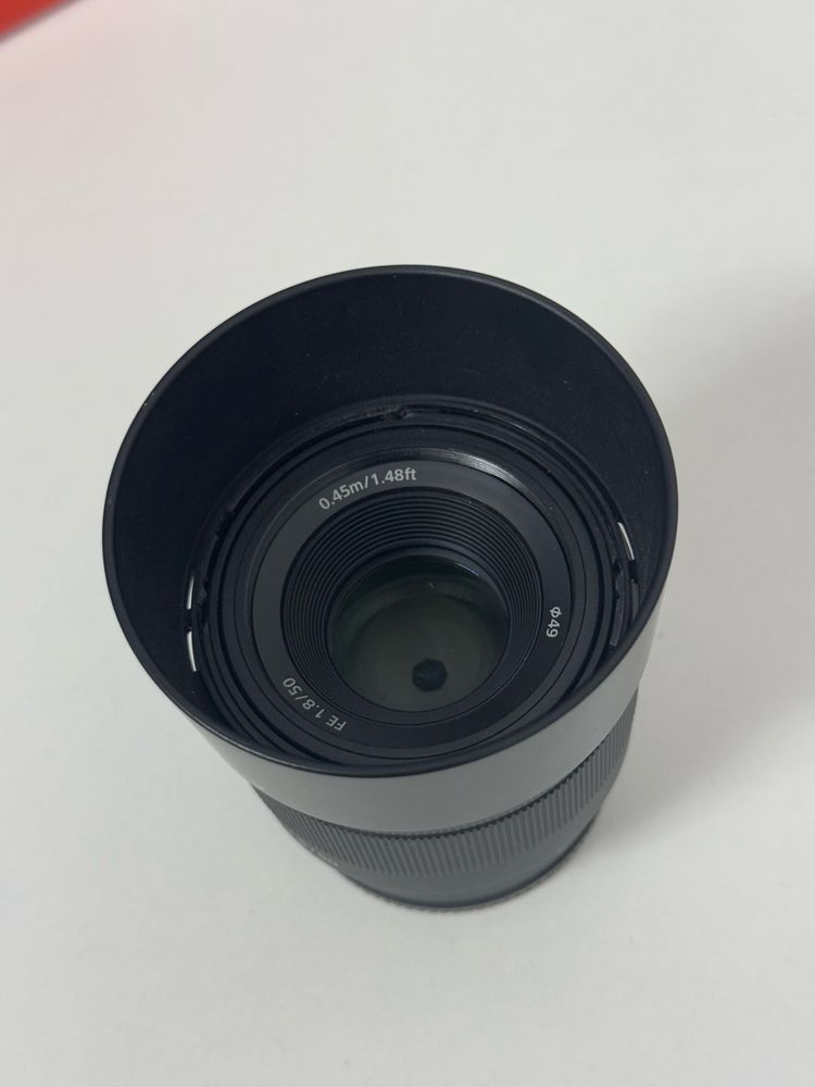 Объектив Sony FE 50mm f/1.8 SEL50F18F