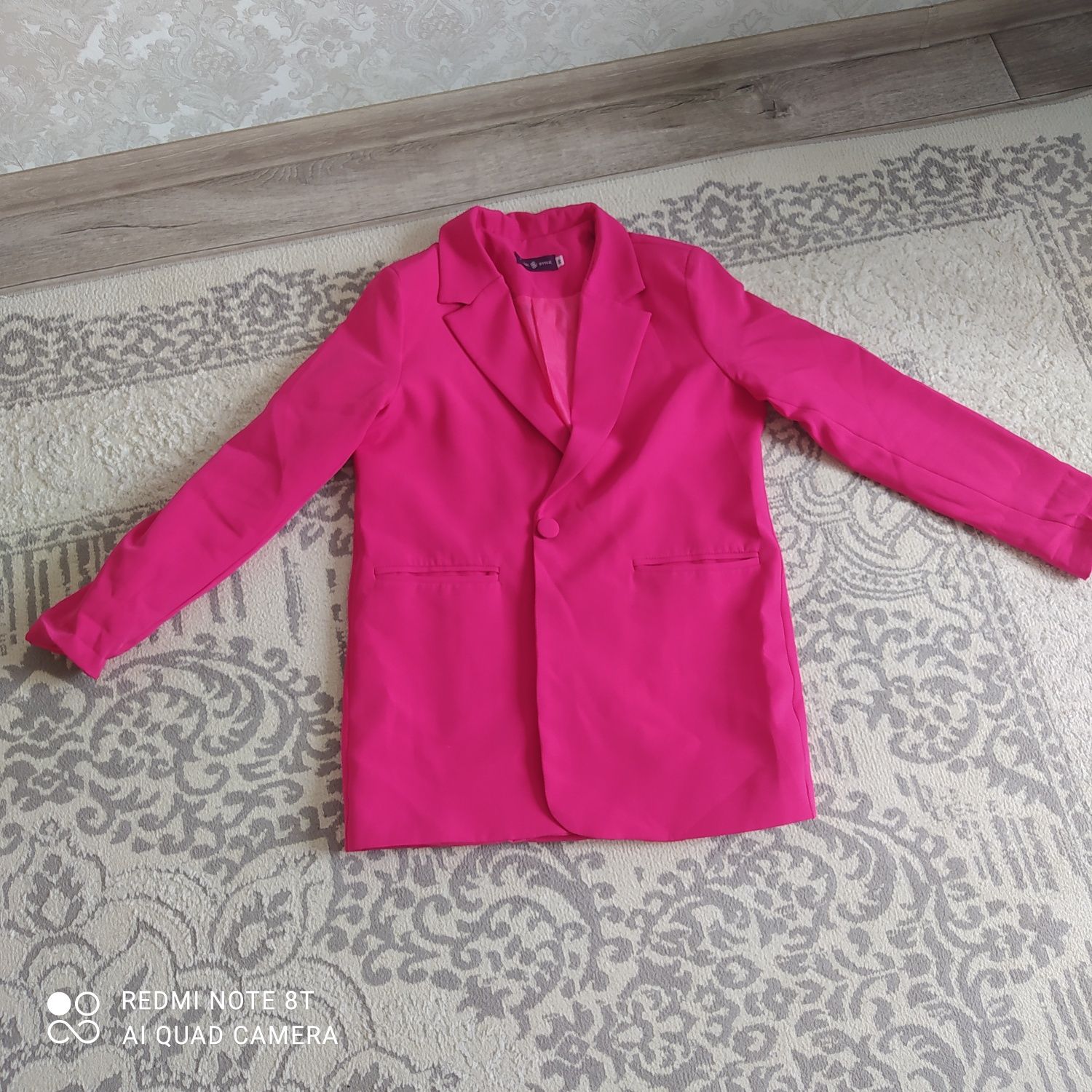 Продам женские вещи