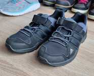 Треккинговые кроссовки addidas TERREX р.33