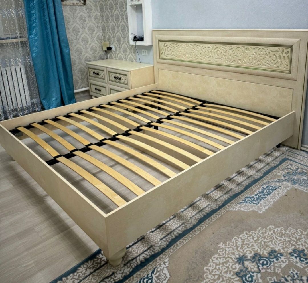 Срочно продам спальный гарнитур