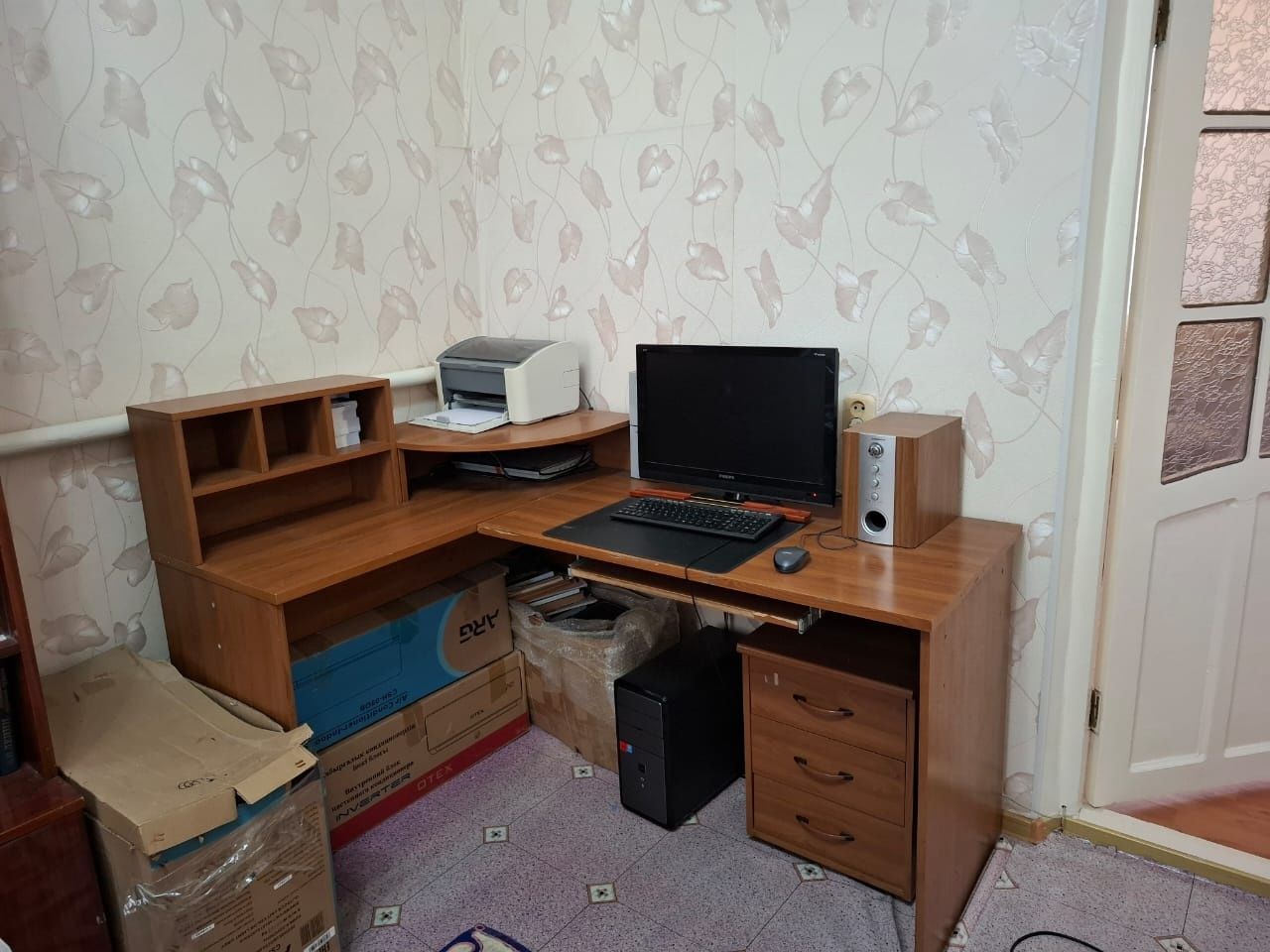 компьютерный стол