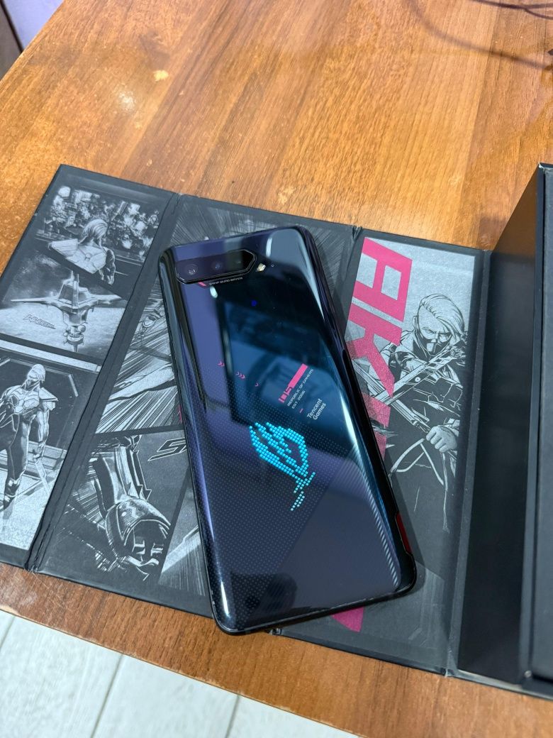 Asus Rog phone 5 Игровой