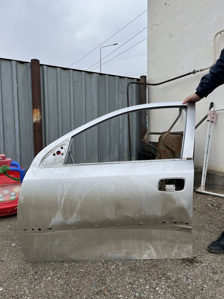 Двери opel astra