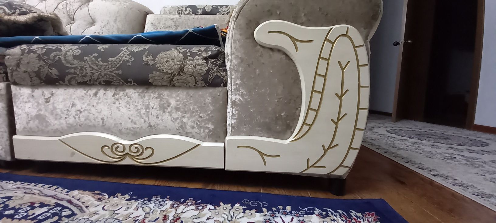Диван ханский,раскладной!
