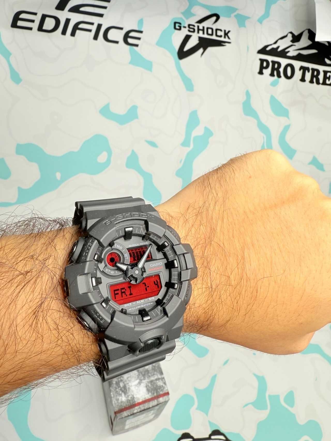 Наручные часы Casio G-Shock GA-700BBR-1A  оригинал