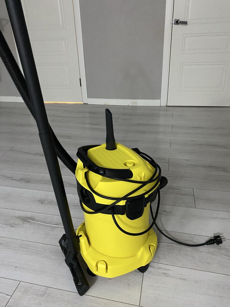Продам пылесос Karcher