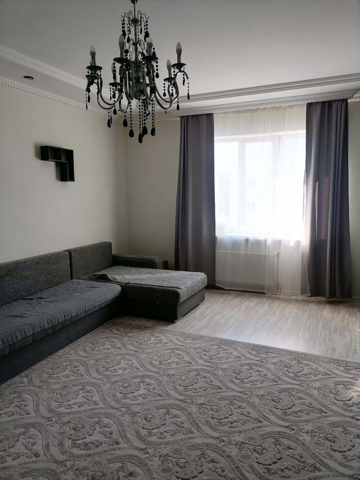 Продам 2 ком ЖК Шапагат Нуры ," Золотой Квадрат "