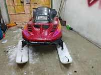 Продам снегоход rotax 583