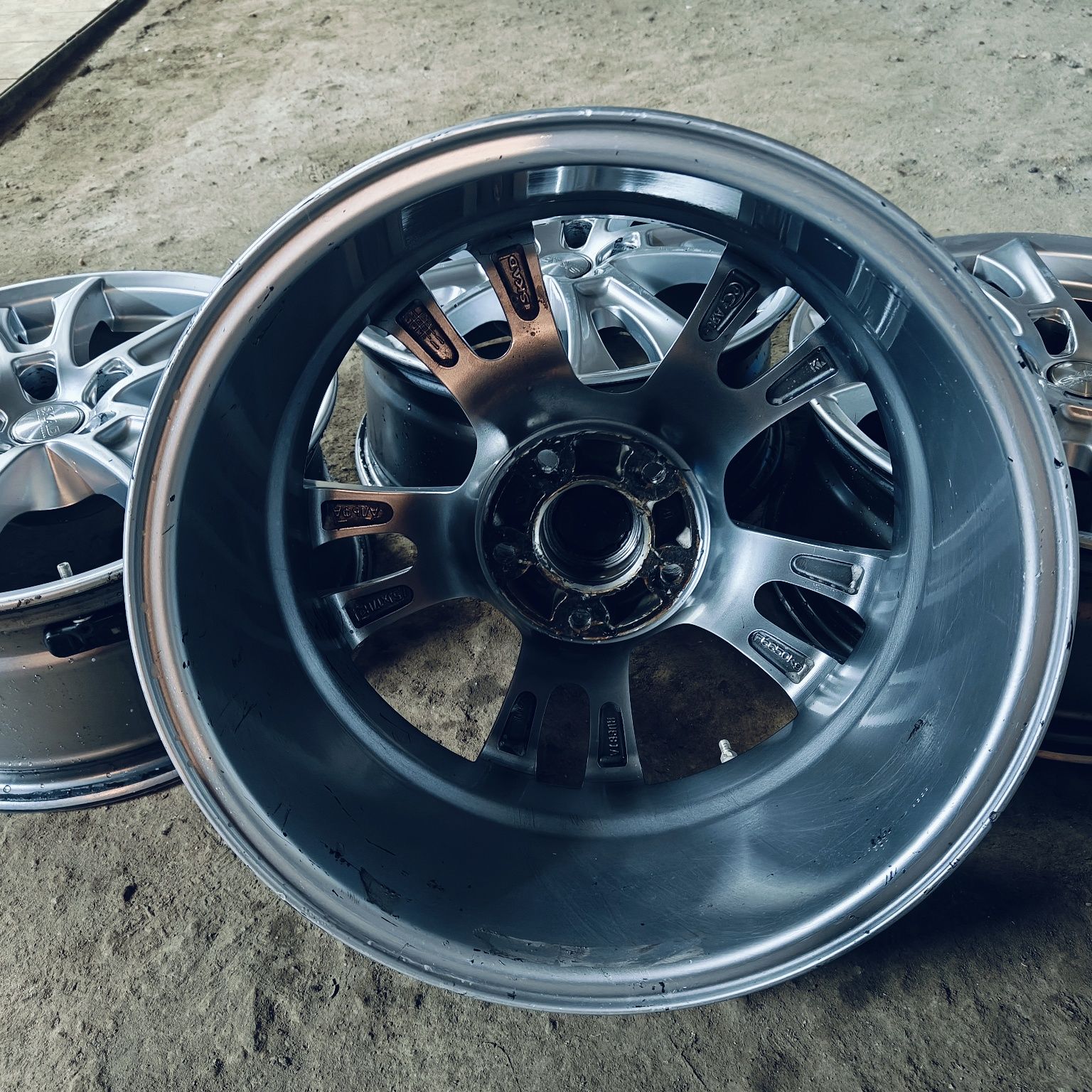 R17 PCD 5* 114,3 Комплект легкосплавных дисков