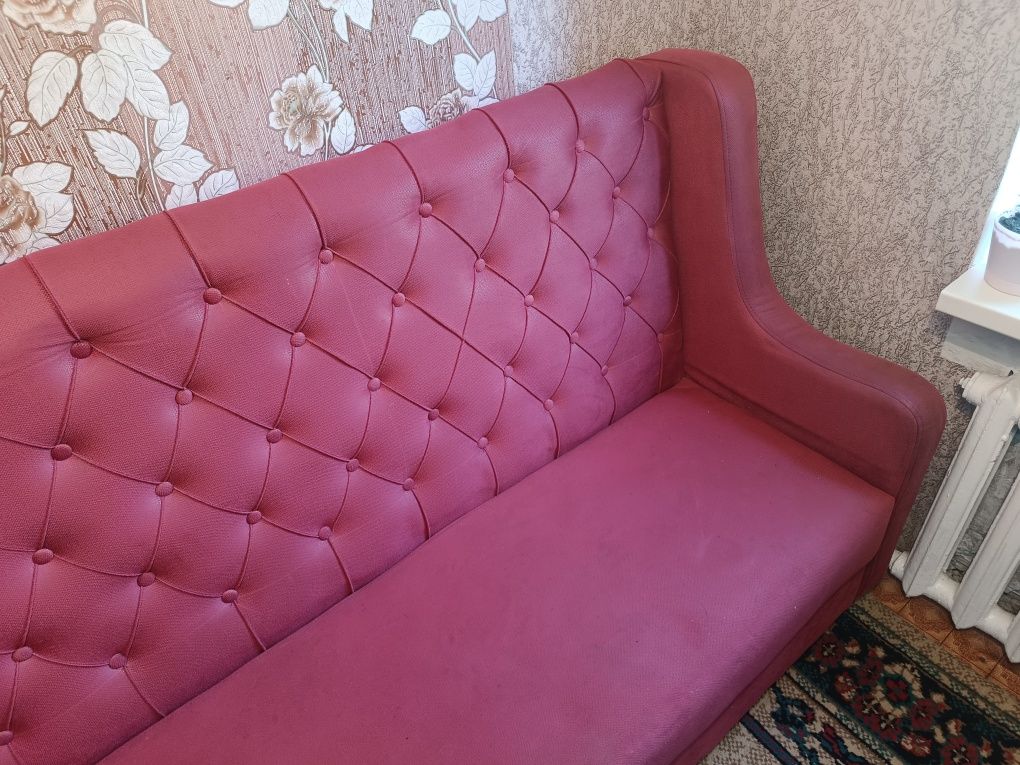 Продам диваны  не дорого