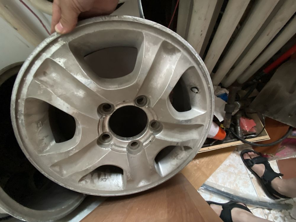 Диски на Toyota Land Cruser