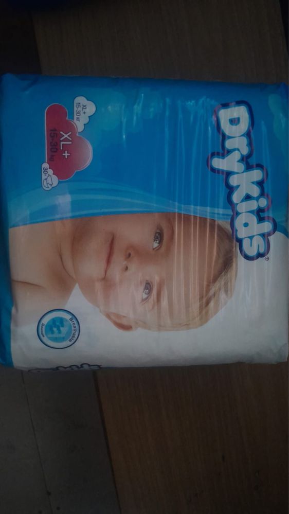 Подгузники Dry Kids в размере XL+