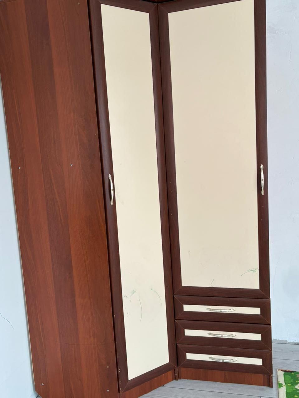 Продам спальний гарнитур