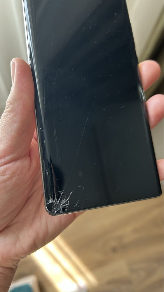 Продам  Смартфон TECNO SPARK 20 Pro+