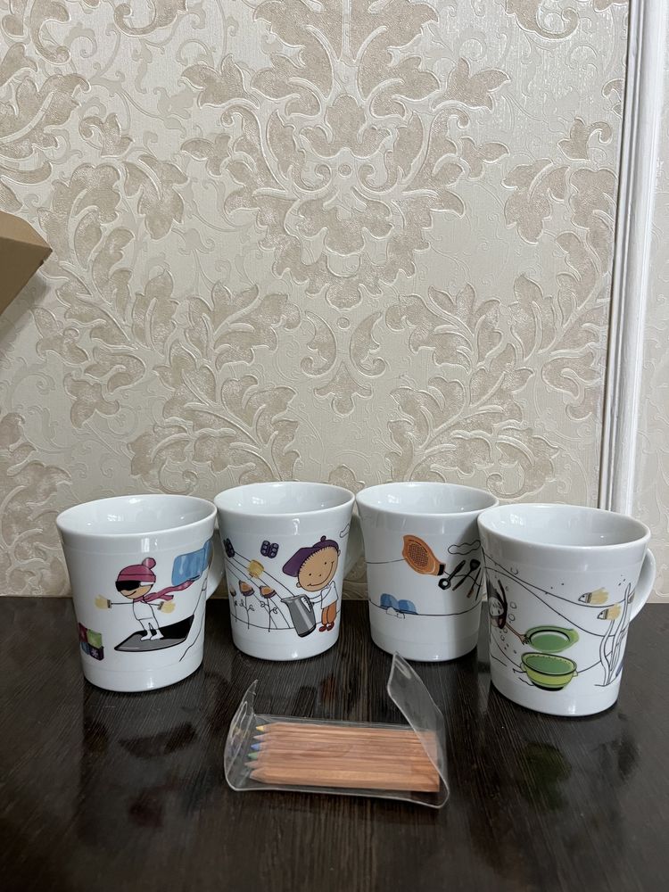 Фарфоровые детские кружки Tupperware