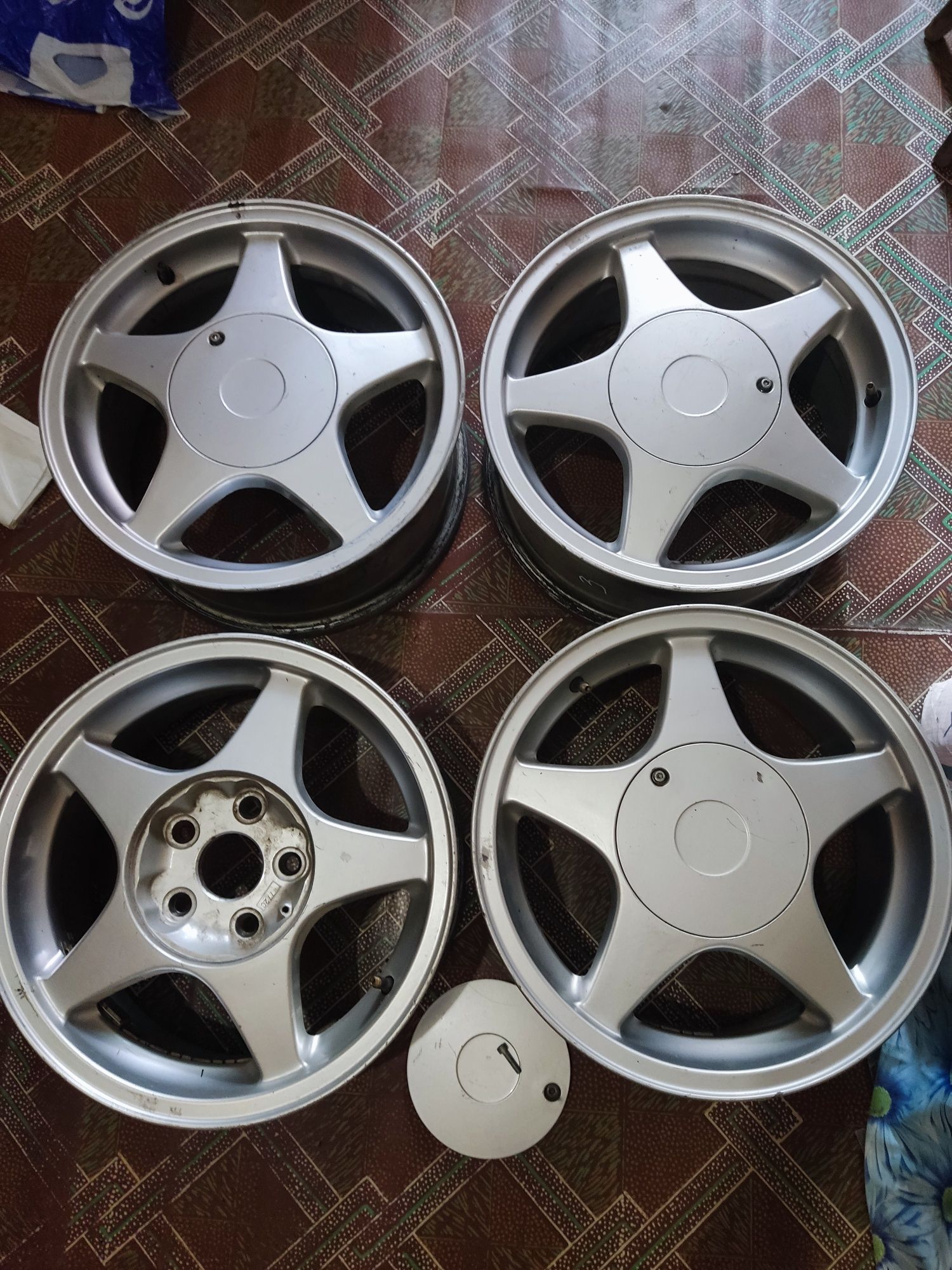 Диски литые r15 et38