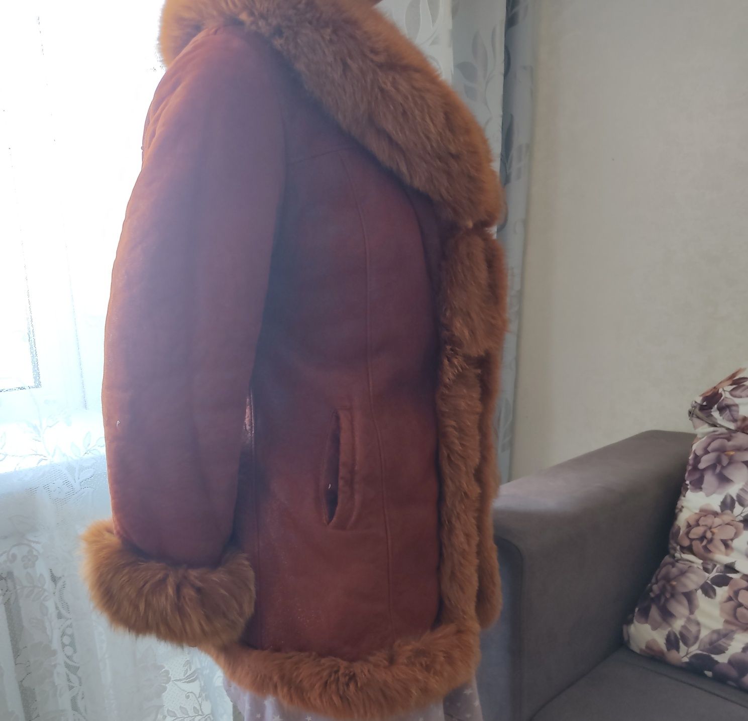 Продам дубленку натуральную