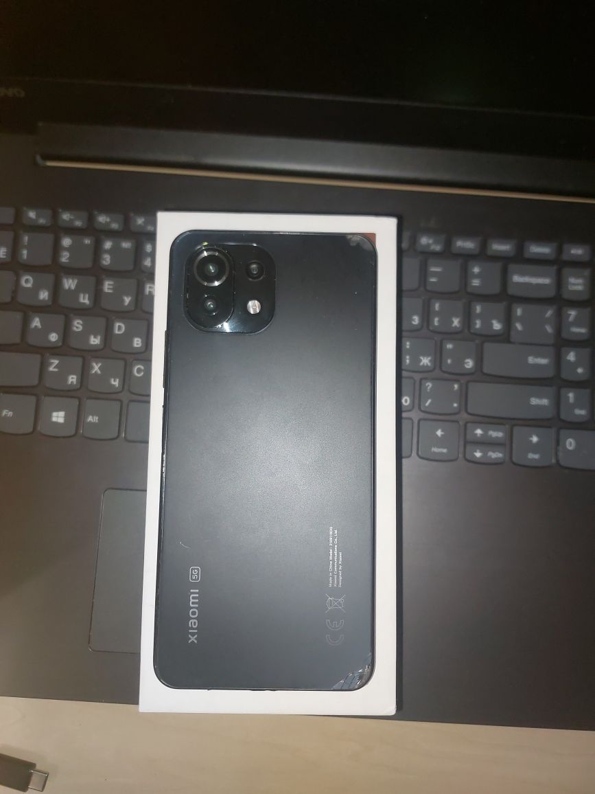 Xiaomi Mi 11 Lite 5G (описание читайте)