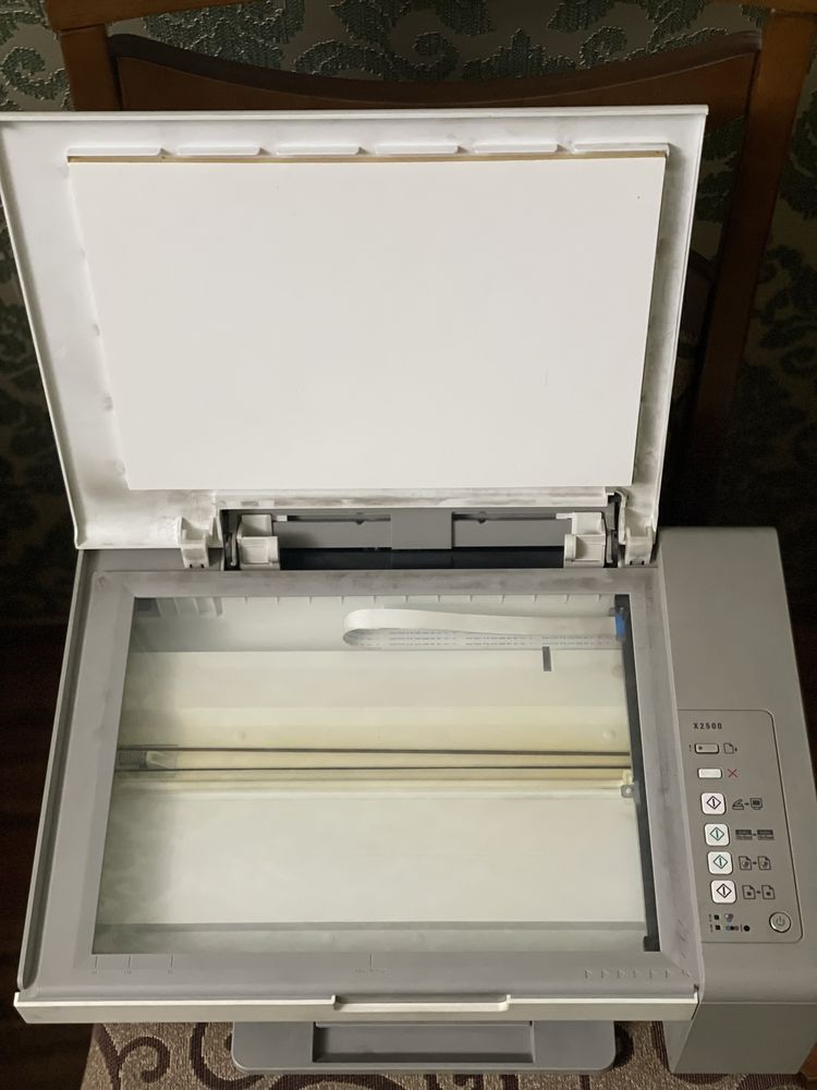 Продам принтер Lexmark X2500