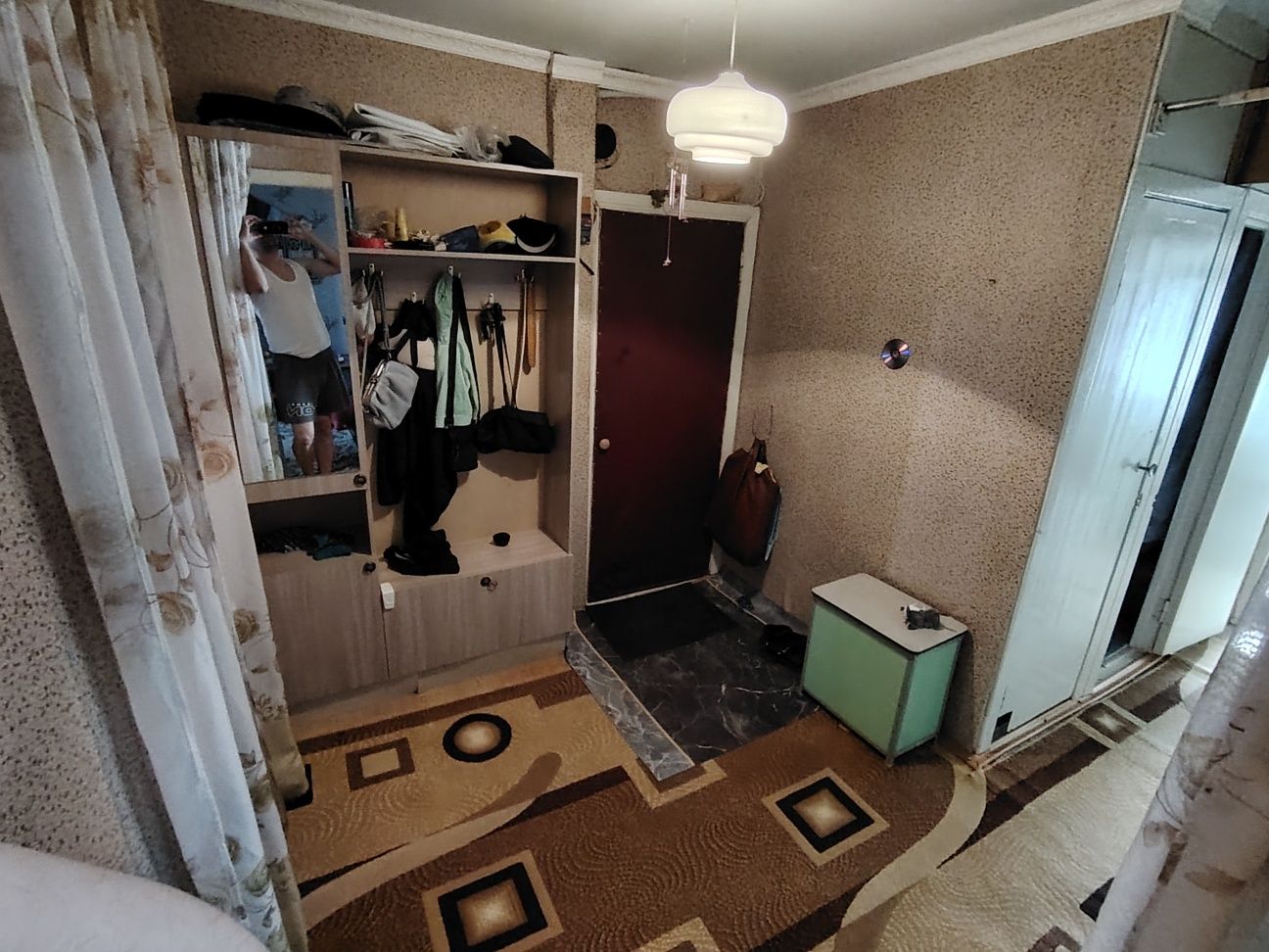 Продам 3 ком на 19 районе
