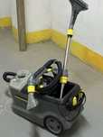 Профессиональный моющий  пылесос Karcher