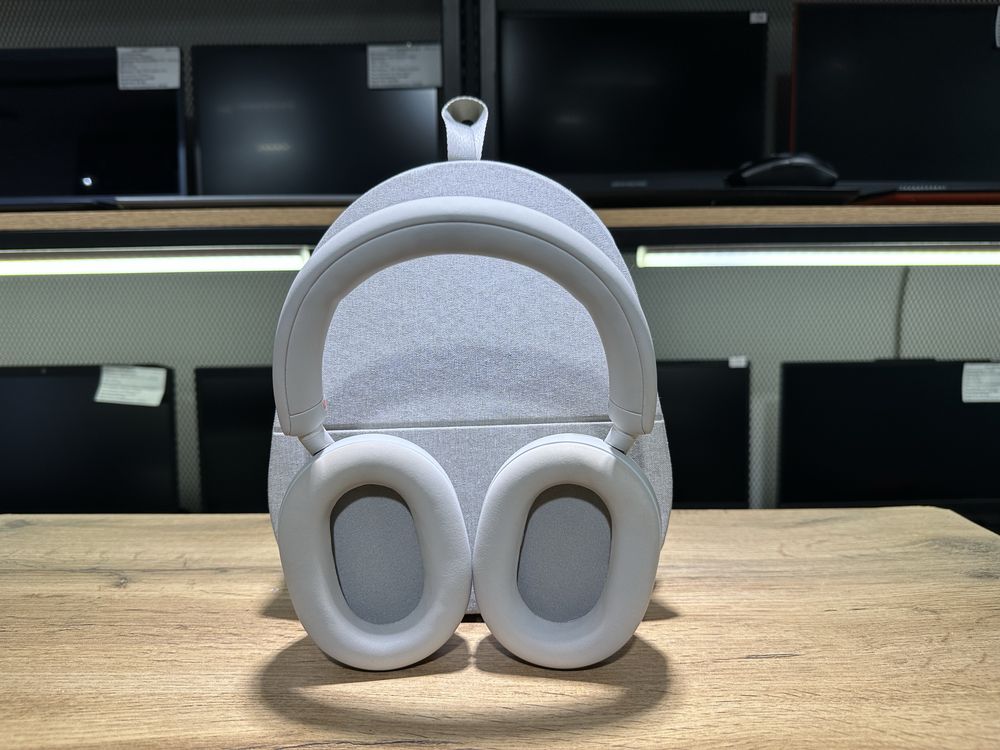 Наушники Sony WH-1000XM5, бежевые, с кейсом, 10142/А10