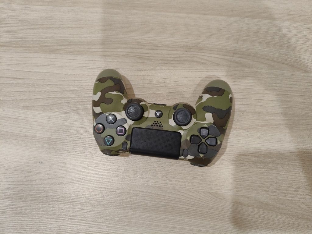 Продаётся PlayStation 4 в идеальном состоянии за покупкой в описание