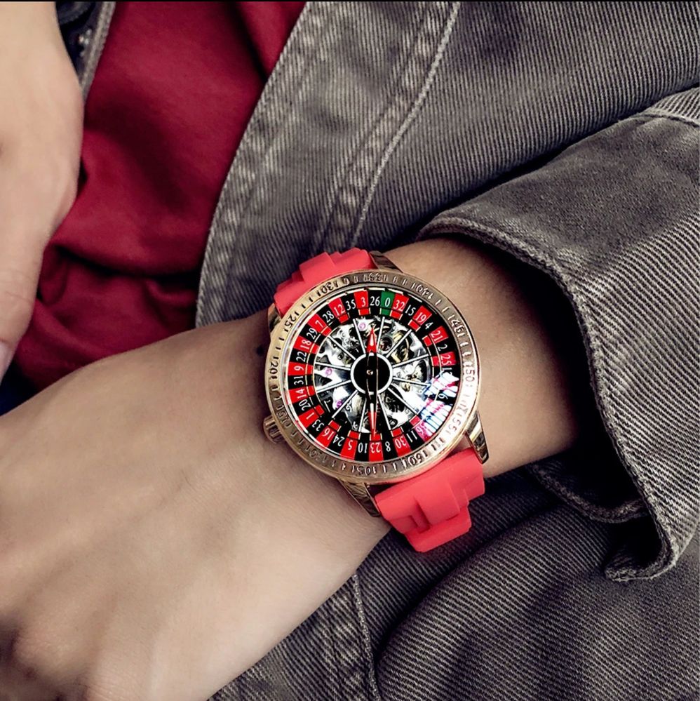 CARLIEN Mens Gambling Automatic Mechanical Skeleton watch