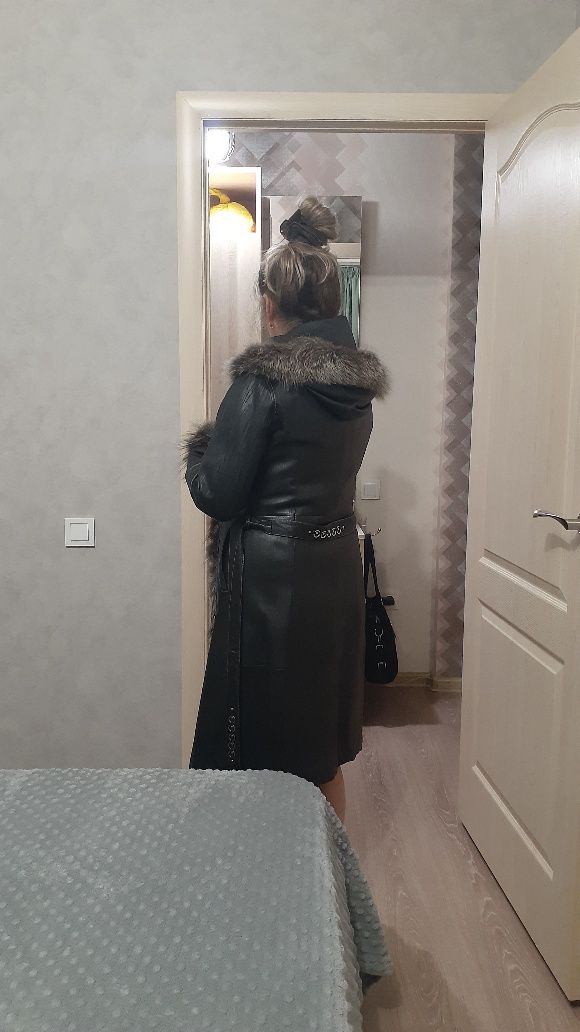 Коженное натуральное польто