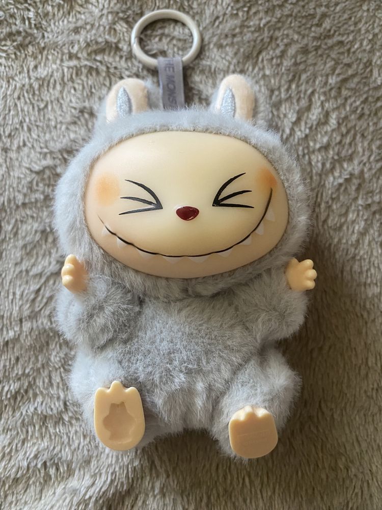 Продам игрушку- лабубу,новая но без коробки