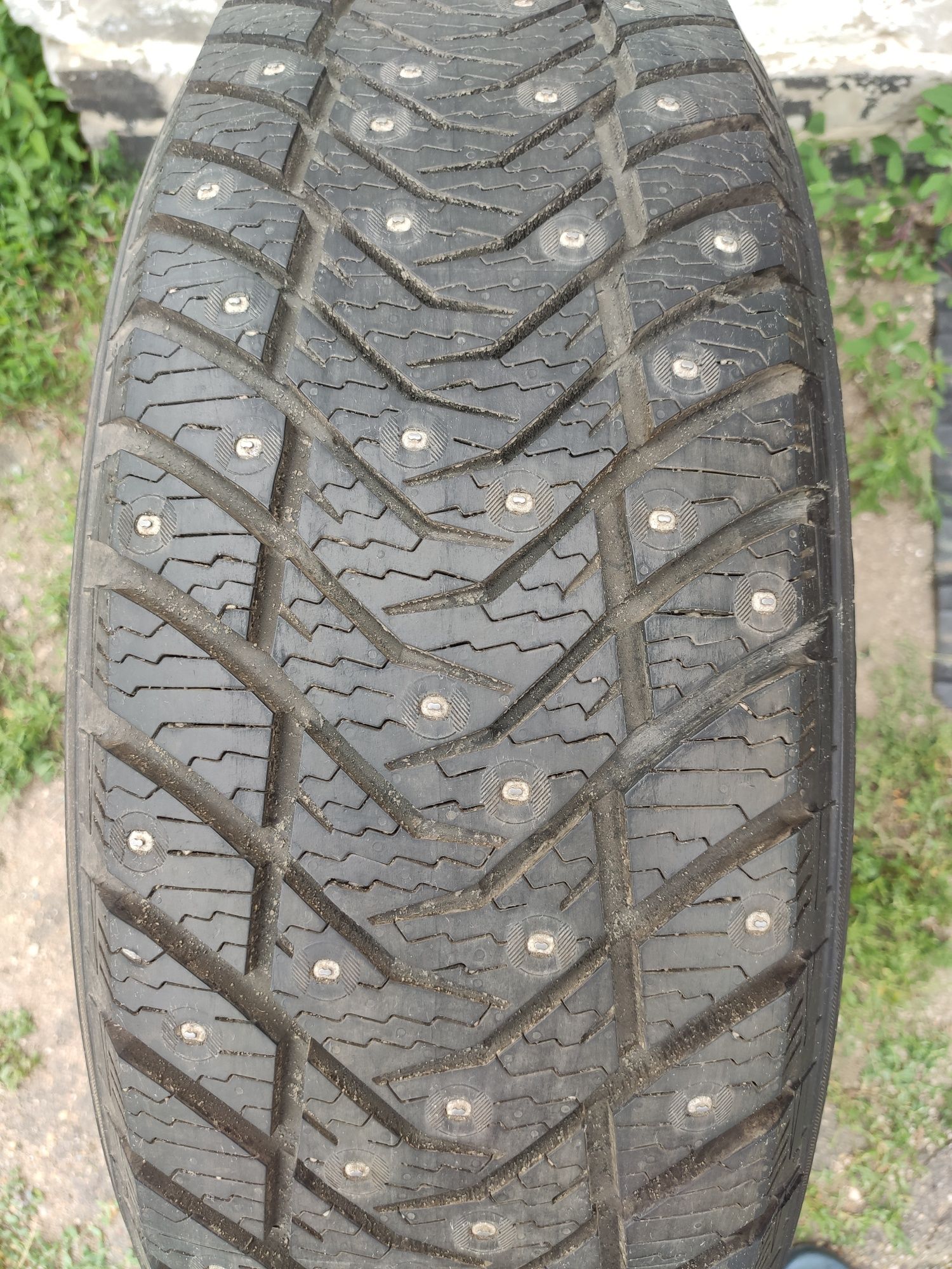 Шины 235/65/R18 пробег 1000 км